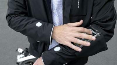 Компания Ford анонсировала «умную» куртку для велосипедистов
