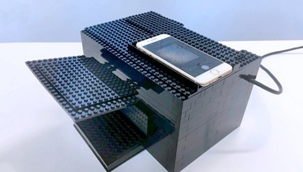 Ученые изобрели детектор боевых газов с помощью кубиков Lego и смартфона