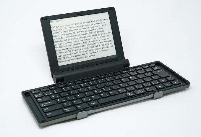 Представлена цифровая пишущая машинка с экраном E Ink