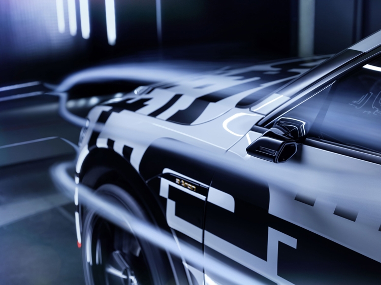 Электрокар Audi e-tron получит виртуальные зеркала заднего вида