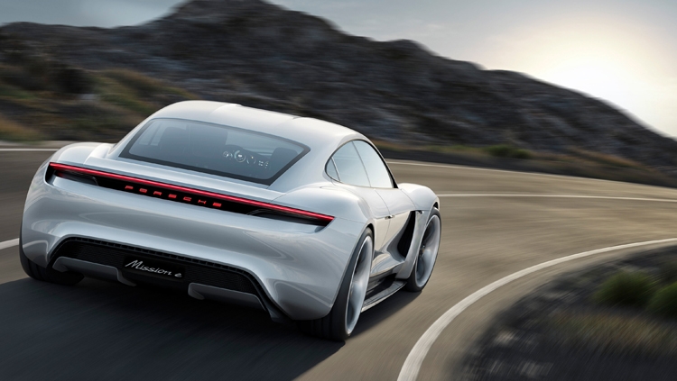 Porsche Taycan: электрокар Mission E обрёл официальное имя