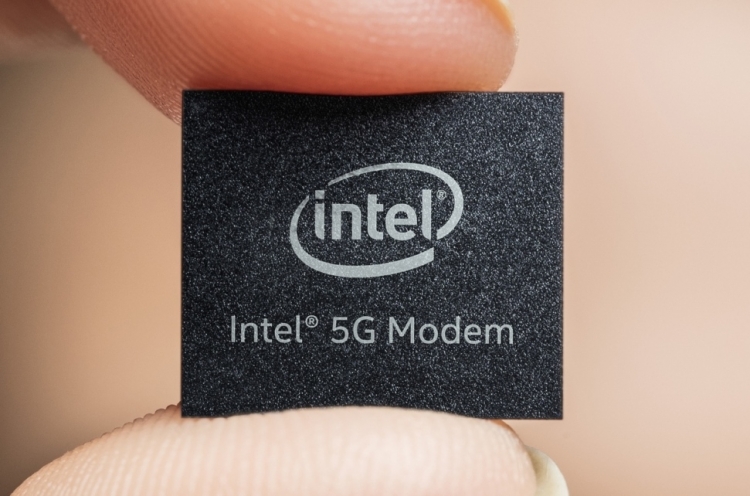 Intel приступила к производству чипов связи для iPhone 2018 года