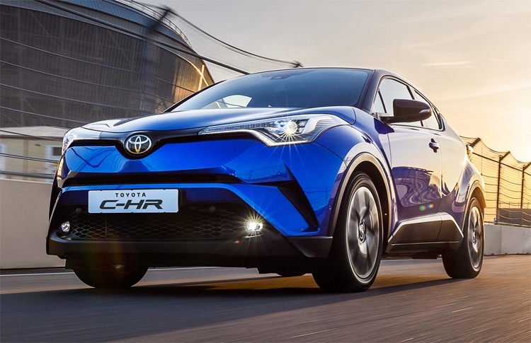 Раскрыто оснащение кроссовера Toyota C-HR для российского рынка