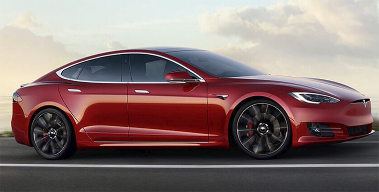 В автомобилях Tesla появится функция дистанционного ограничения скорости