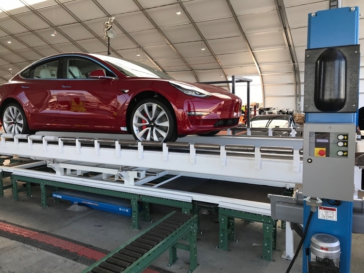 Слухи: Илон Маск отменил критически важные тесты на сборке Tesla Model 3