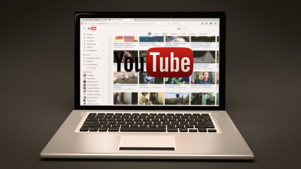 Борьба с фейковыми новостями обойдётся YouTube в 25 млн долларов
