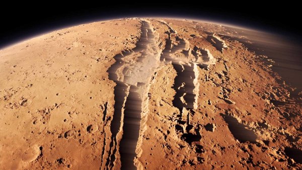 Лица инопланетян на поверхности Марса восхитили уфологов