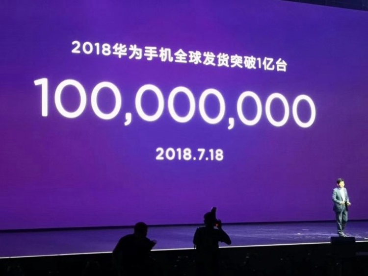 Продажи смартфонов Huawei бьют рекорды