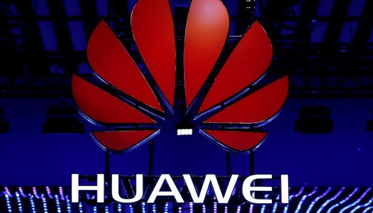 Смартфон Huawei Mate 20 Pro получит OLED-дисплей производства BOE