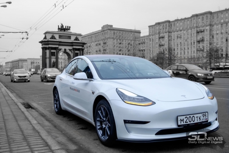 «Связной» рассказал о заказах электромобилей Tesla
