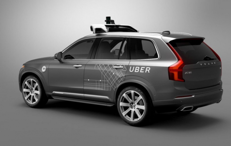 В Uber уволили 100 участников проекта по тестированию робомобилей