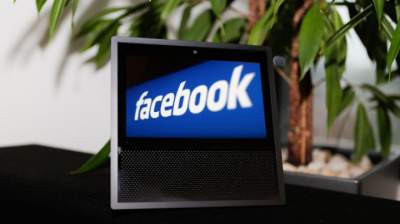 Facebook готовит устройство для видеосвязи